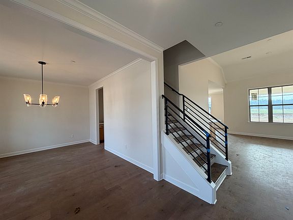 3rd image of 80 Rolling Hill Dr