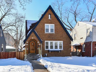 2237 West Olive STREET, Milwaukee, WI, 53209
