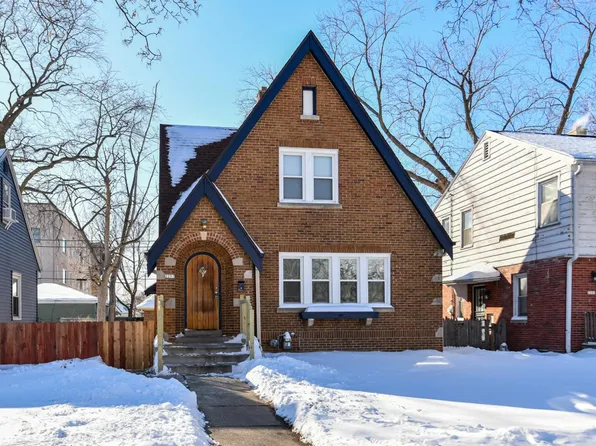 2237 West Olive STREET, Milwaukee, WI 53209