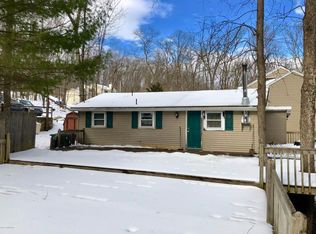 147 Suter Dr, Bushkill, PA 18324
