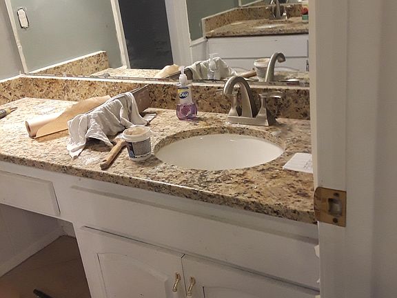 5th image of 2711 Marquis Cir E