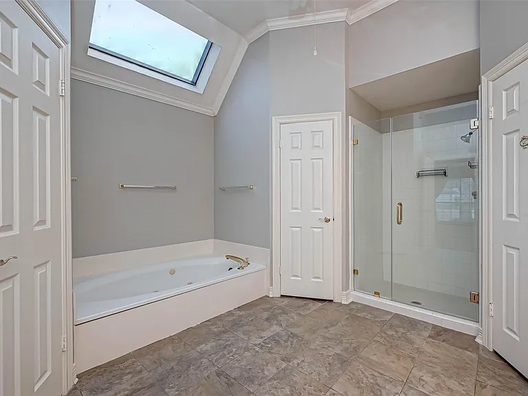 4502 Devonshire St — Photo 20