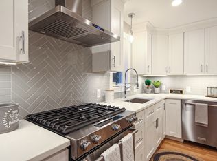 19 Traverse St #19R, Woburn, MA 01801