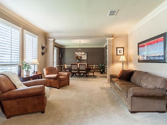 4th image of 713 E Peninsula Dr