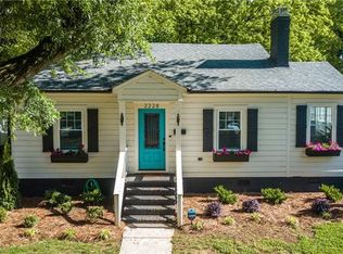 2228 Dundeen St, Charlotte, NC 28216
