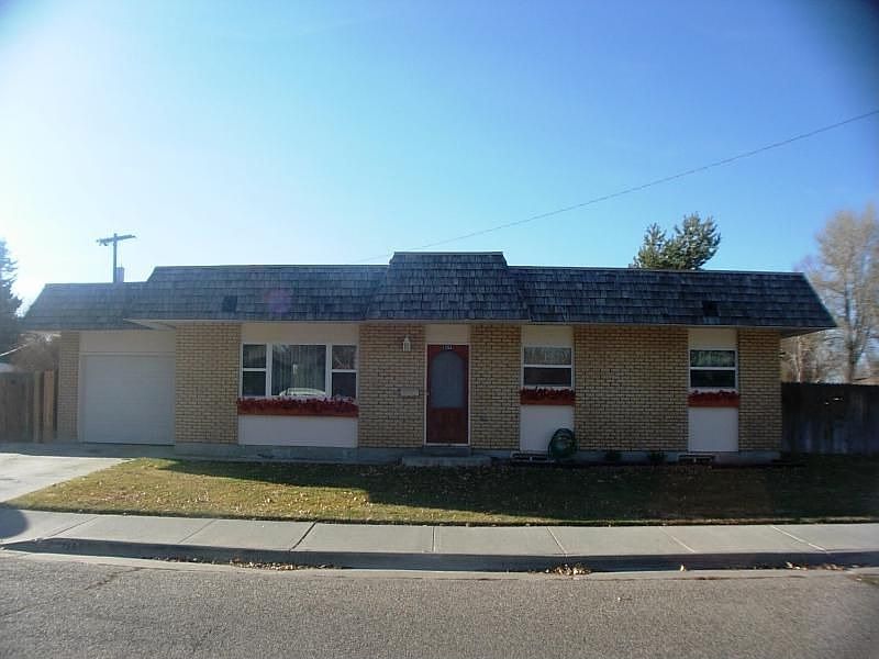 2nd image of 1255 Washburn Ave