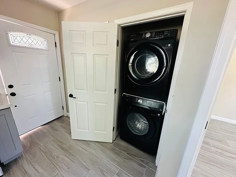 Gorgeous 1BD/1BA all appliances included. Move in ready!! — Photo 10
