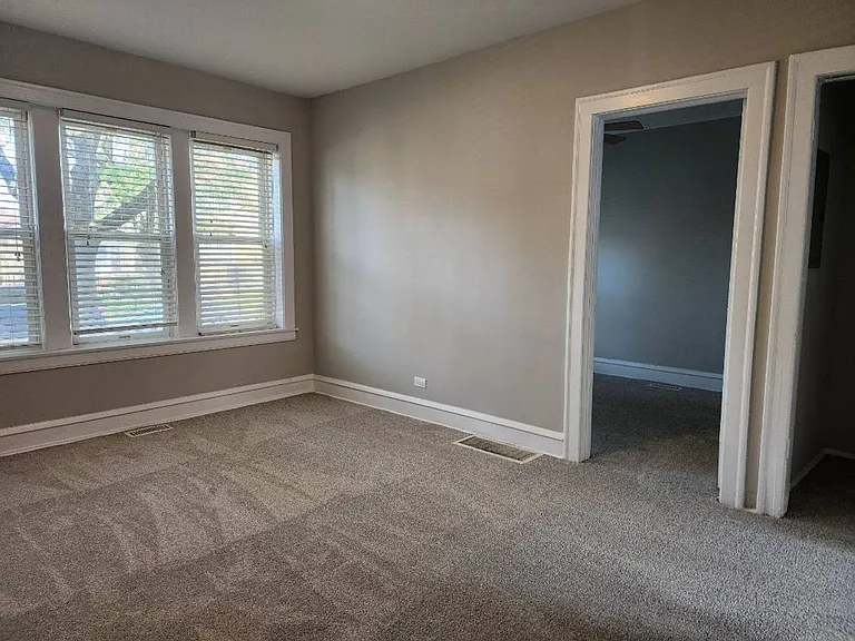 1501-1503 N Kolin 4316 4322 W — Photo 16