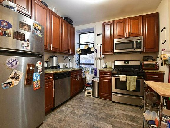 4th image of 940 Amsterdam Ave APT 15