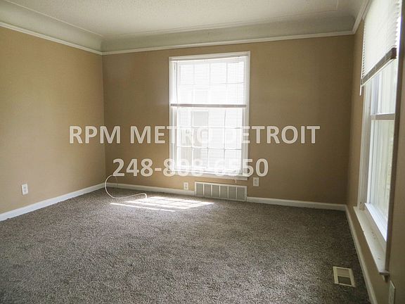 3rd image of 25938 McDonald St