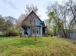45 Thaxter Ave, Abington, MA 02351
