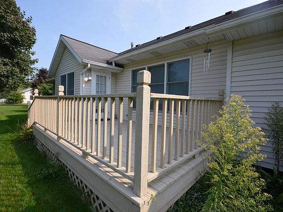 4th image of 1739 Wildwood Ct