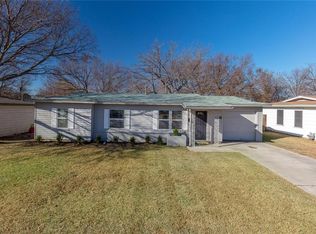 3625 Eastridge Dr, Haltom City, TX 76117