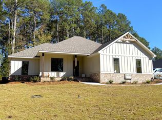 346 J M Burge Rd, Hattiesburg, MS 39402