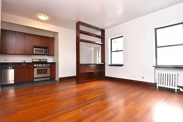 Rented by Bohemia Realty Group | media 19