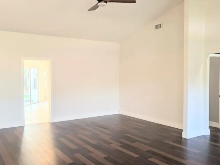 107 Whispering Pine Dr — Photo 11