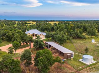 1554 Vintage Oaks Dr, Fredericksburg, TX 78624