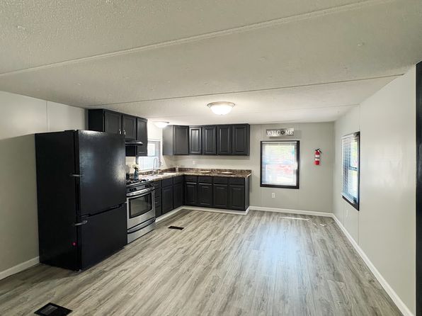 1100 W Locust St #75