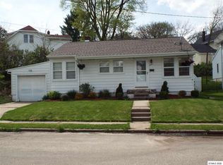 291 Roland St, Dubuque, IA 52001