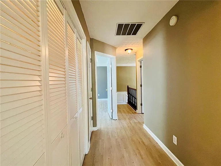 156 Weatherstone Dr — Photo 23