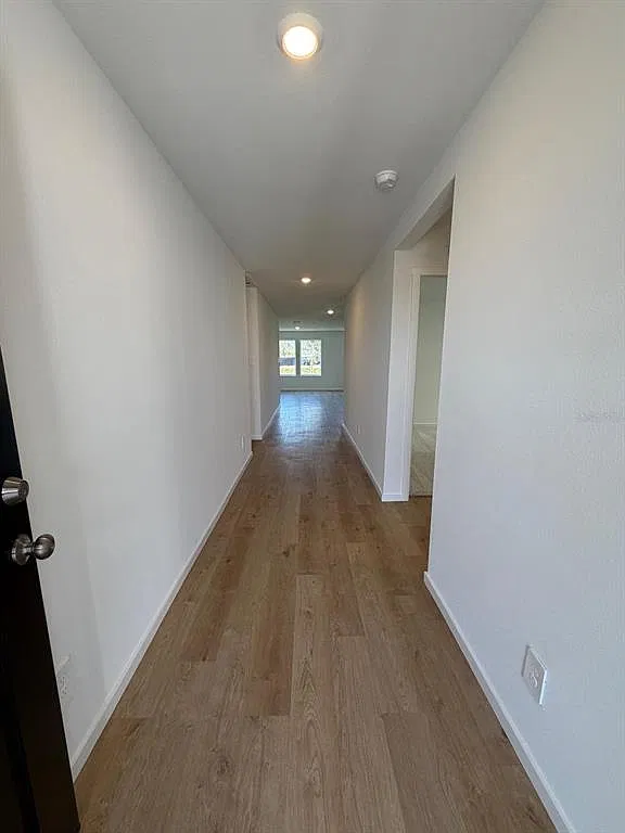 4 bed, 2.0 bath, 1737 sqft, $2,200 — Photo 3