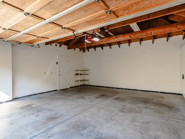 961 W California Ave — Photo 24