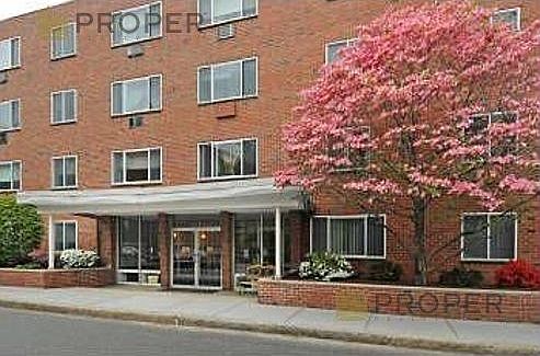 1st image of 50 Green St #B