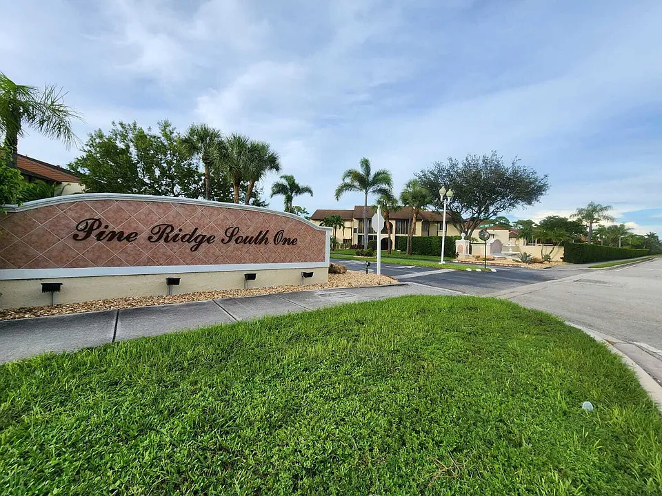121 Lake Pine Cir #A-2