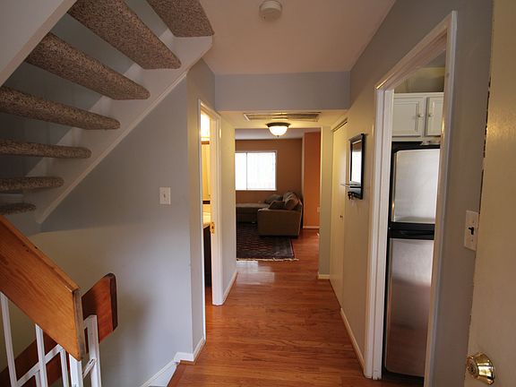 Entry/Hallway