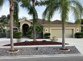 810 Bunker View Dr, Apollo Beach, FL 33572