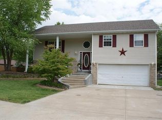 7344 W Main St, Maryville, IL 62062