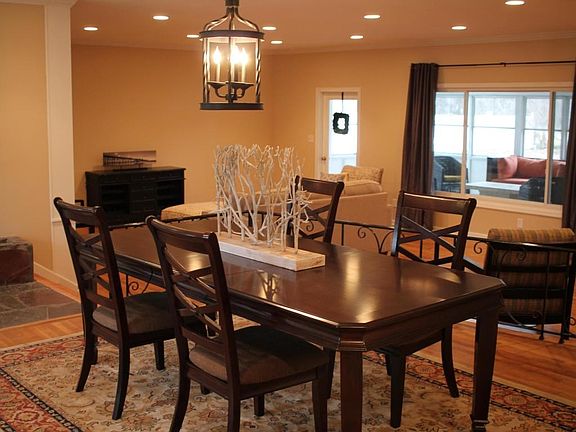 dining-to-living.JPG