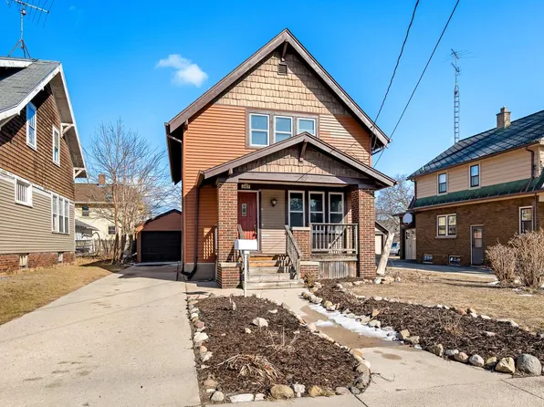 1605 South 14th STREET, Manitowoc, WI 54220