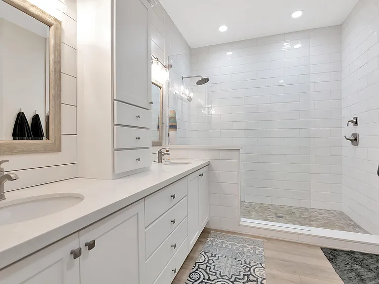 10226 E Laguna Azul Ave — Photo 13