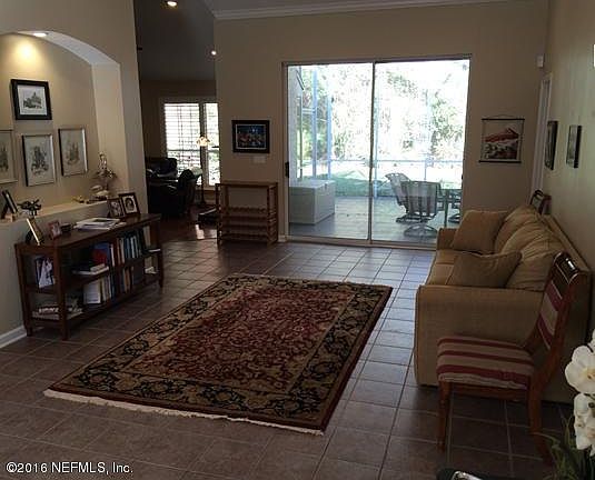 4th image of 657 Lake Stone Cir