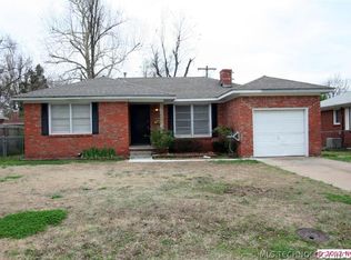 10620 E 1st St, Tulsa, OK 74128