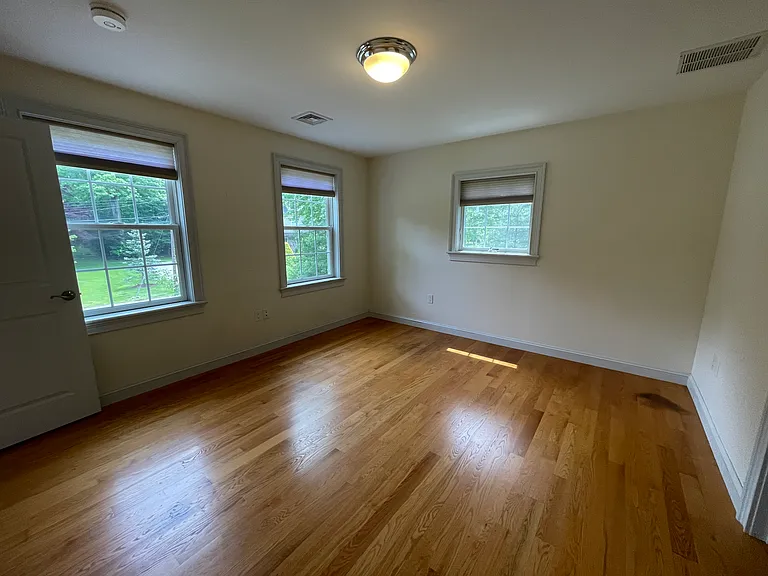 10 Blodgett Rd — Photo 16