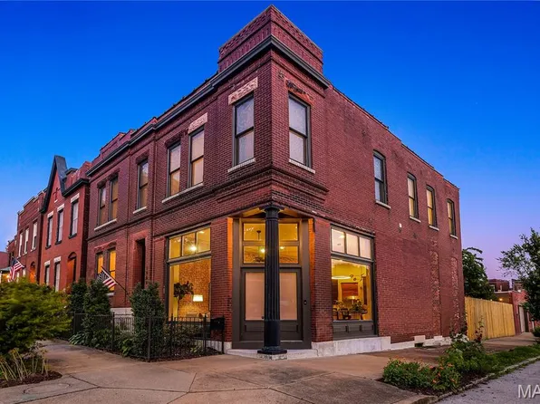 1956 Wyoming St, Saint Louis, MO 63118