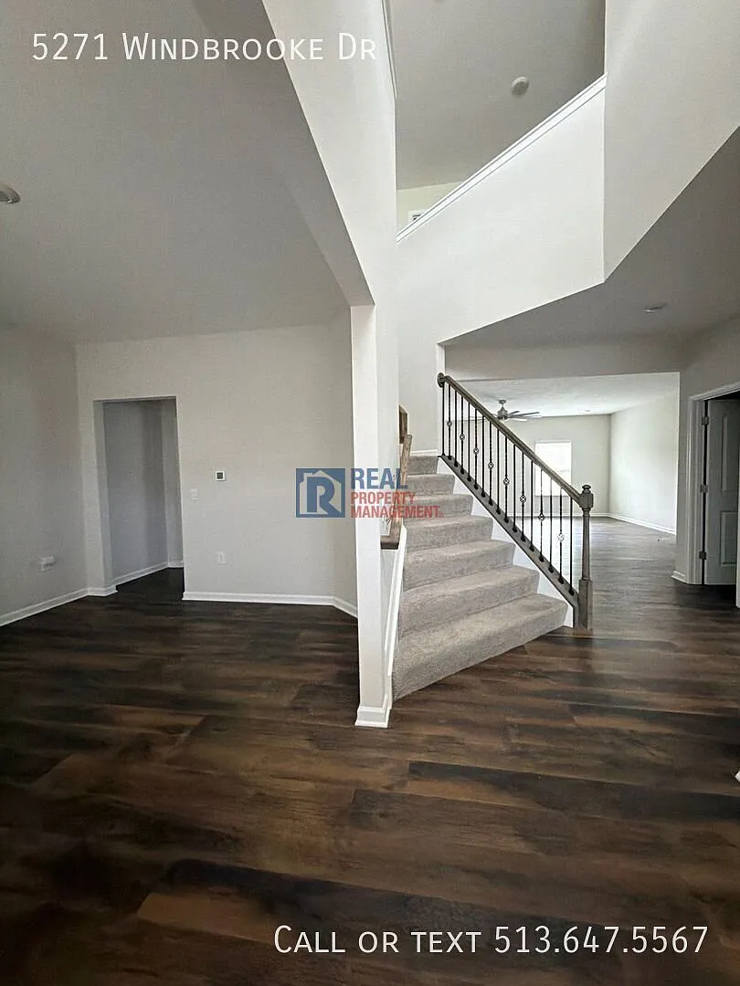 Beautiful Modern 4 BR 3.5 BA Home — Photo 3