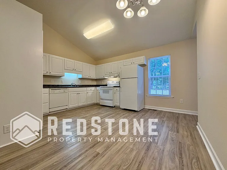 2621 Trail Five — Photo 6