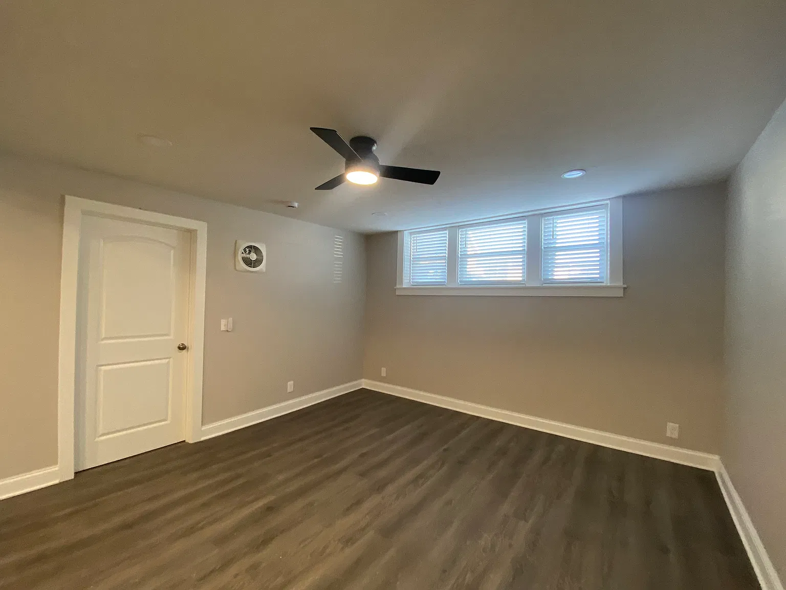Woodward - 1 — Photo 3