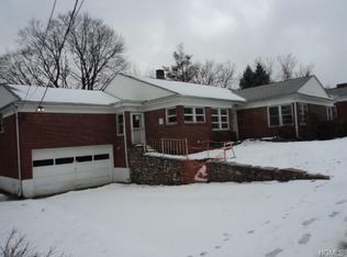 8 Courtland Pl, Middletown, NY 10940