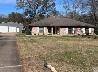 6202 Pebble Brook Dr, Texarkana, TX 75503