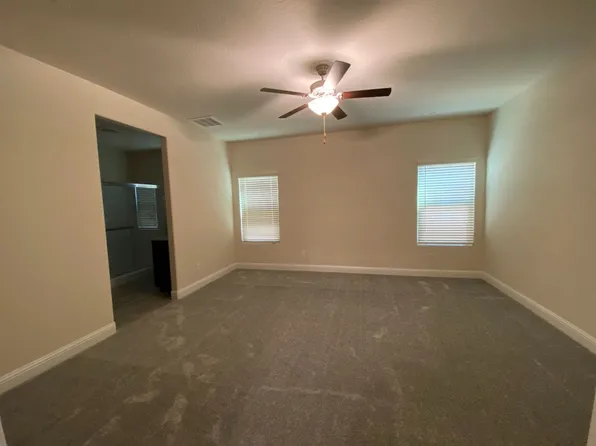 2430 W Mallard Ln, Hanford, CA 93230