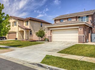 18365 Evening Primrose Ln, San Bernardino, CA