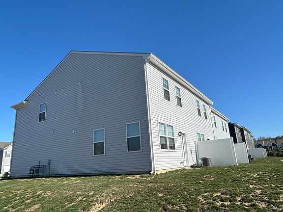 4th image of 200 Mazzeo Dr