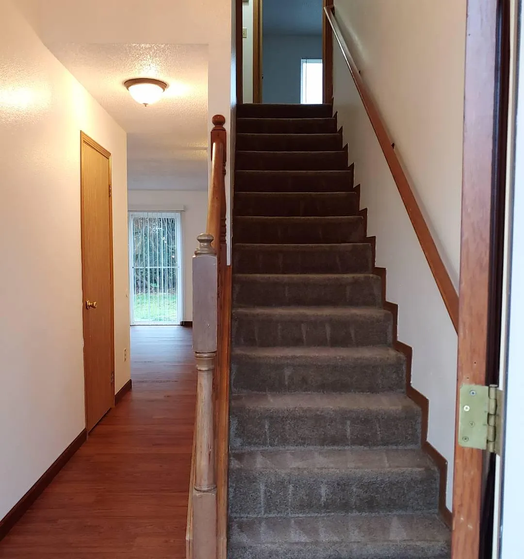 2 bed, 1.5 bath, 1500 sqft, $2,150 — Photo 2