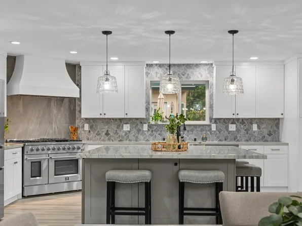 11752 Lake Wildwood Dr, Penn Valley, CA 95946