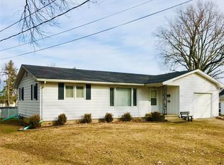 319 E Walsh St, Montgomery City, MO