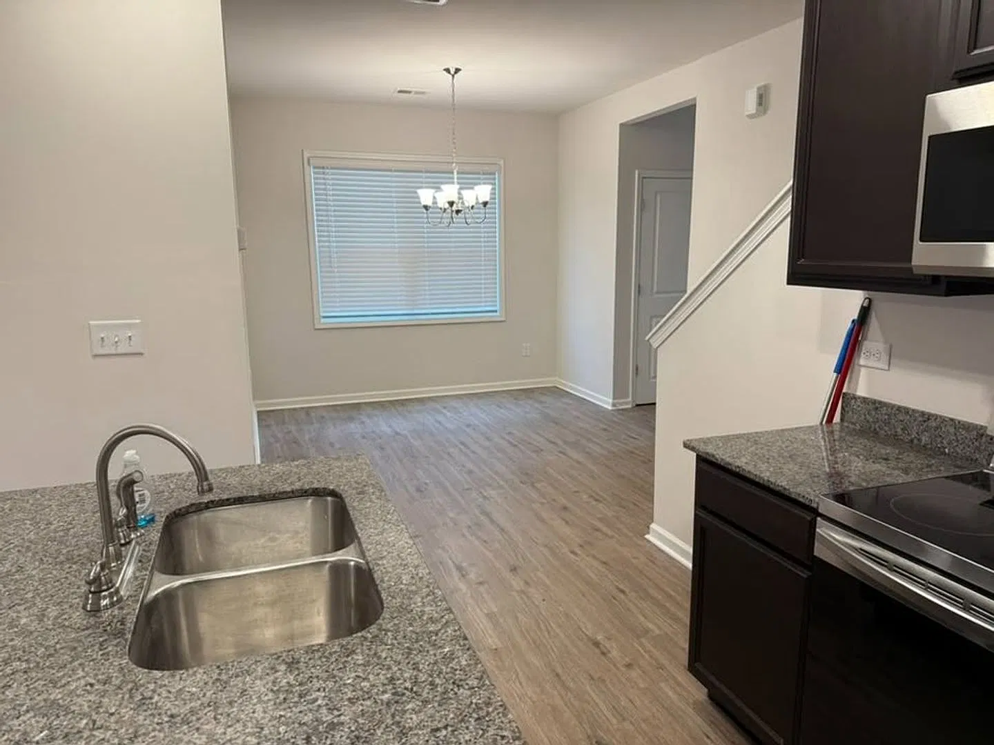 211 Scenic Rd — Photo 4